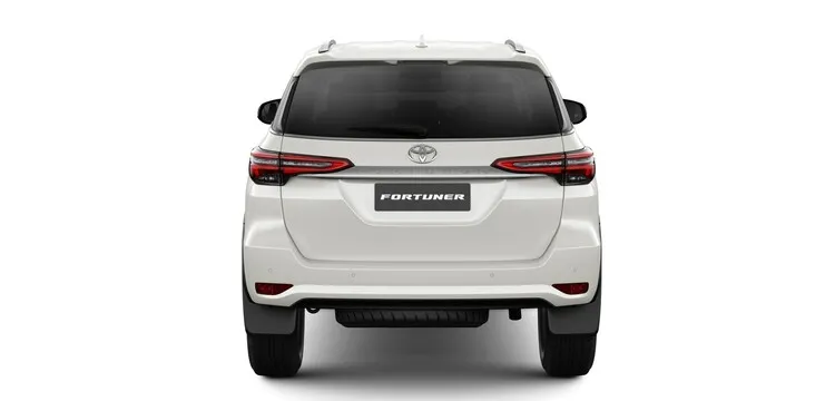Ngoại thất Fotuner 2026 - Mặt sau – Bề thế, chắc chắn
